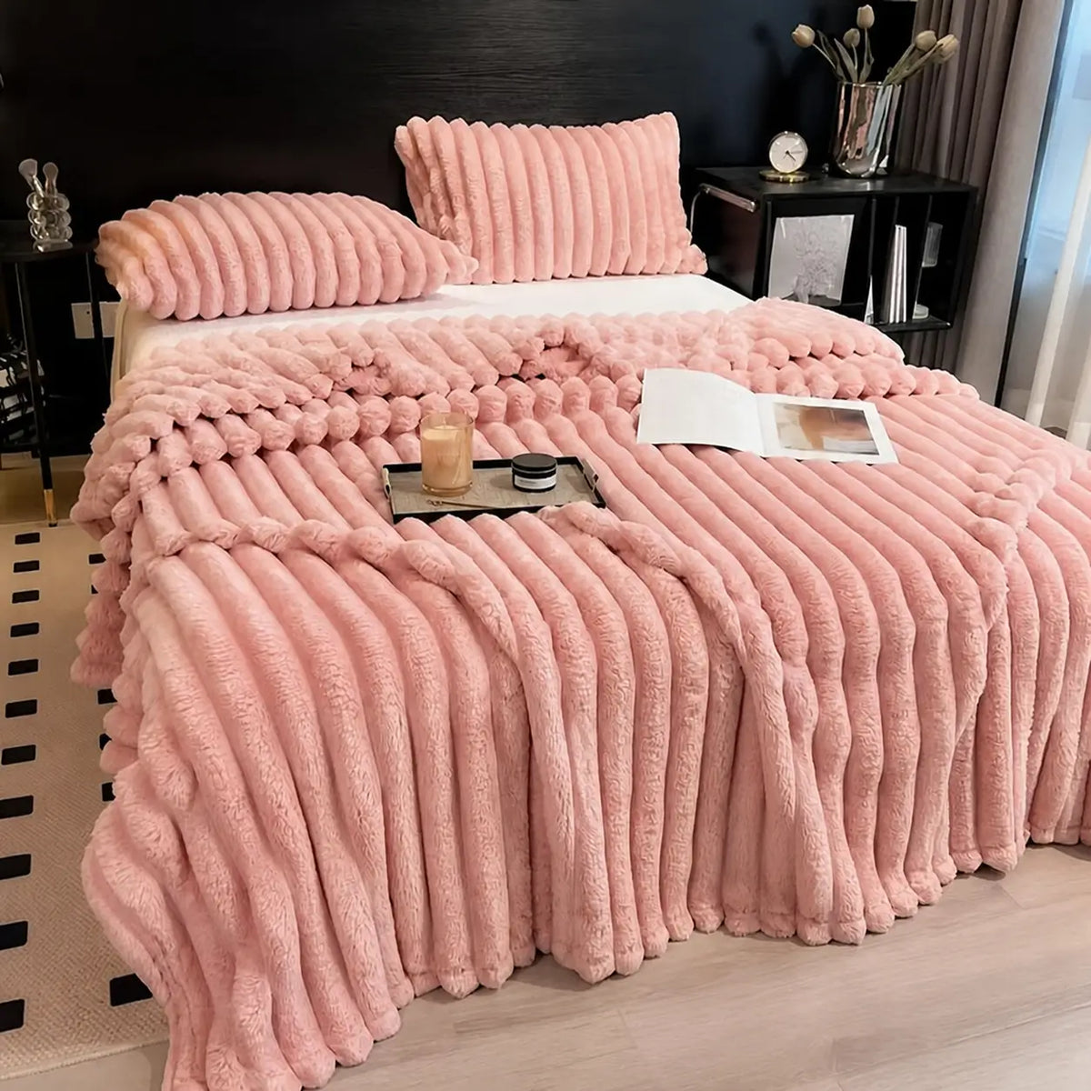 Manta de fleece súper suave con textura de rayas, ligera y decorativa para sofá, cama, sala, oficina o dormitorio todo el año