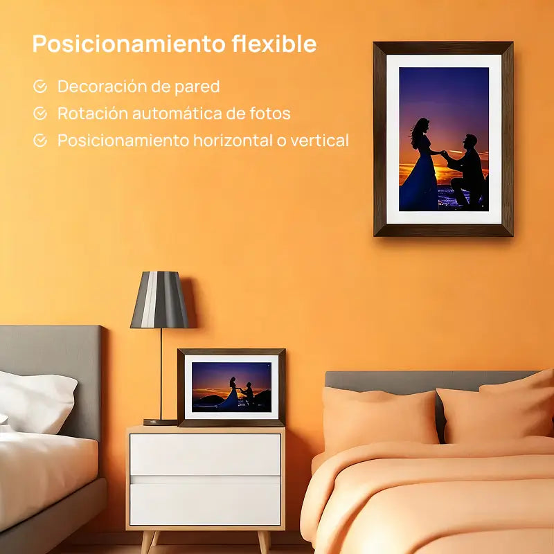 Marco digital Frameo de 25.7cm con moldura de madera, fácil instalación, memoria interna de 32GB para fotos, recuerdos vivos y momentos especiales conservados