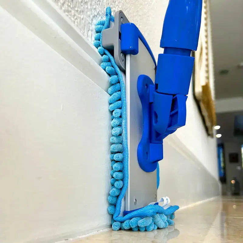 Mop especial para limpieza de zócalos con mango ligero de 178cm, no requiere agacharse, captura polvo y pelos, ergonomía superior y comodidad total