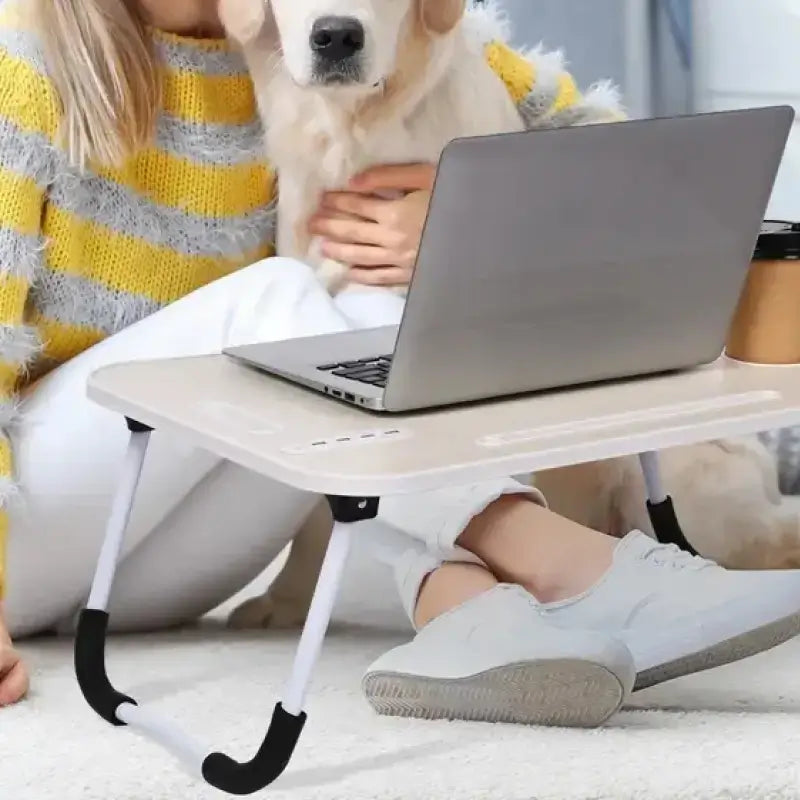 Mesa portátil y plegable para laptop, con 4 puertos USB, cajón de almacenamiento y soporte para vasos, ideal para sofá o cama, confort productivo diario