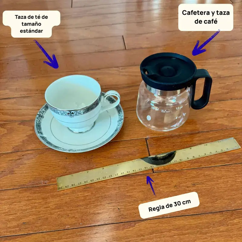Taza decorativa en forma de cafetera de vidrio de 470 ml, con tapa y asa ergonómica, ideal como regalo original y práctico para amantes del café