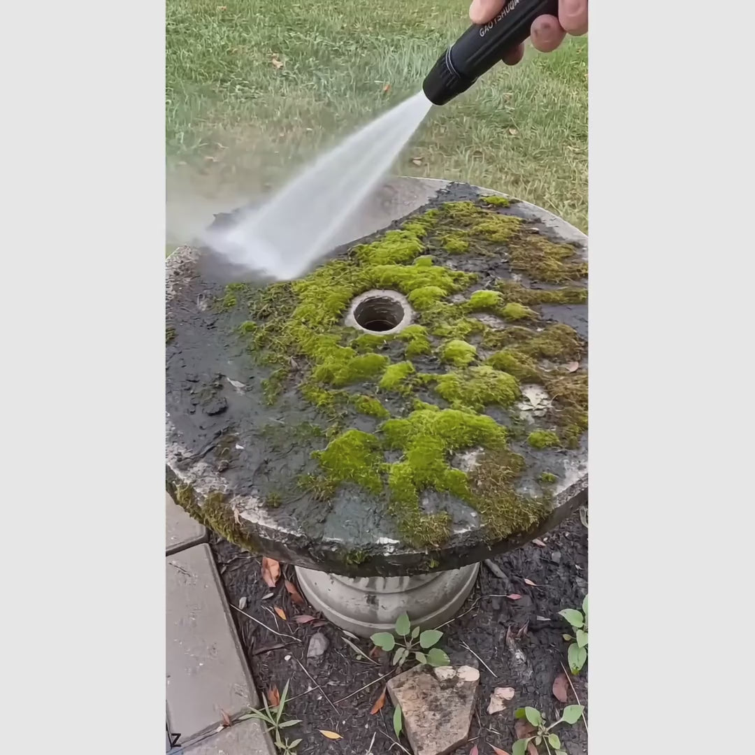 Pistola de agua a presión con boquilla reforzada y modos de rocío para lavar autos, regar plantas y limpiar patios en casa