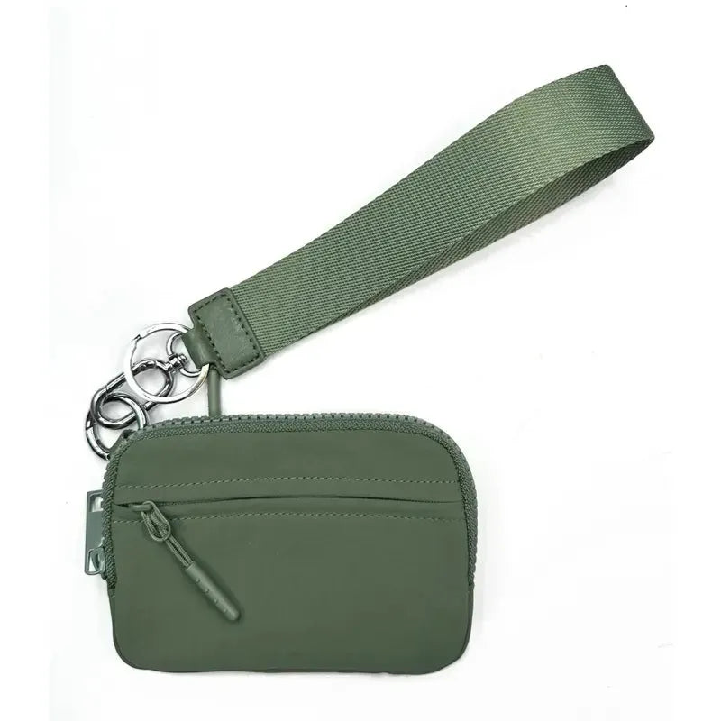 Cartera minimalista Iris segunda generación en aluminio, bloqueo RFID, diseño slim, compartimentos inteligentes y acceso rápido, ideal para uso diario y mantener objetos seguros